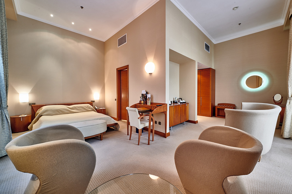 Premier Palace Hotel